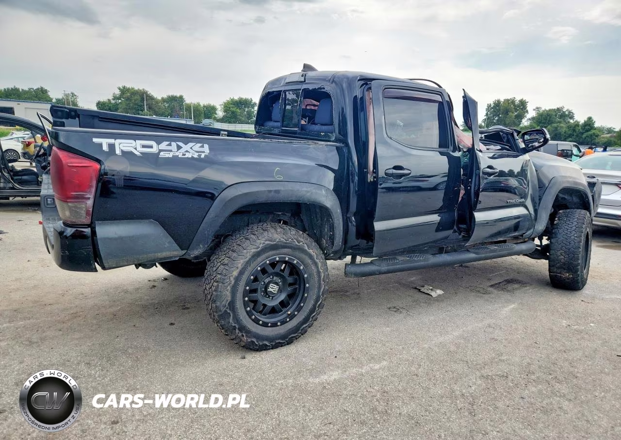2017 Toyota Tacoma Trd Sport VIN:5TFCZ5AN3HX062876 - 3