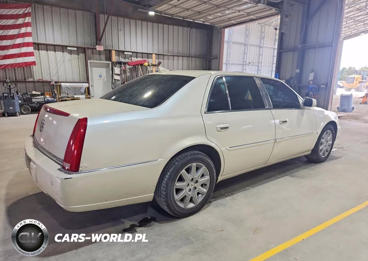 2011 Cadillac Dts Premium Collection VIN:1G6KH5E67BU110960 - 3