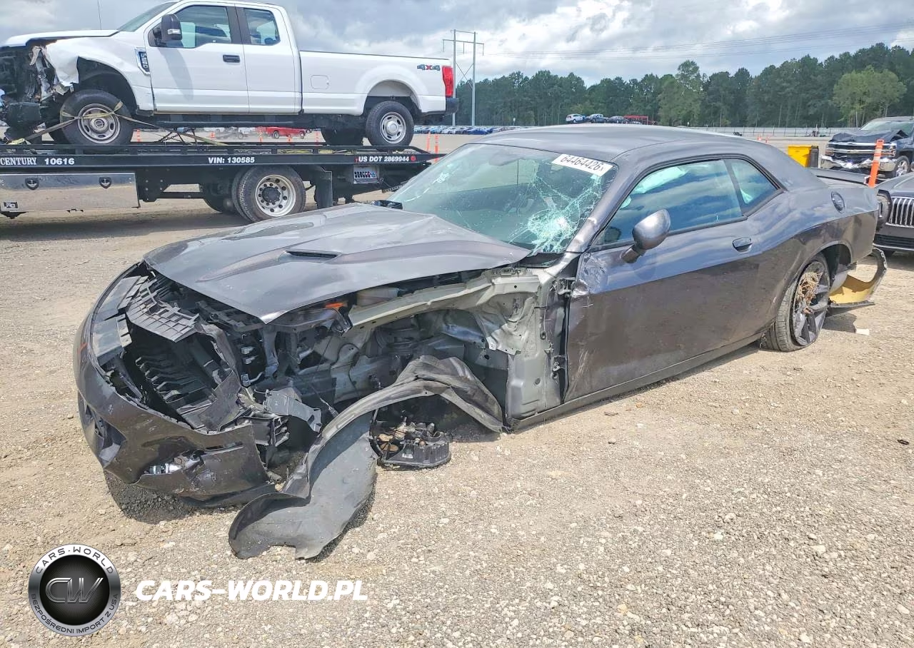 2020 Dodge Challenger Sxt VIN:2C3CDZAG9LH211008 - 1