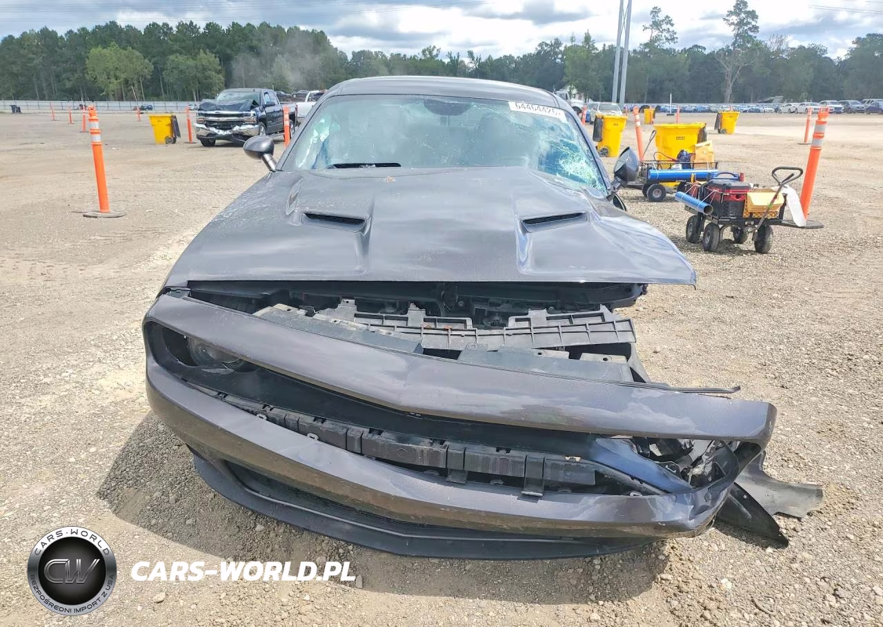 2020 Dodge Challenger Sxt VIN:2C3CDZAG9LH211008 - 5