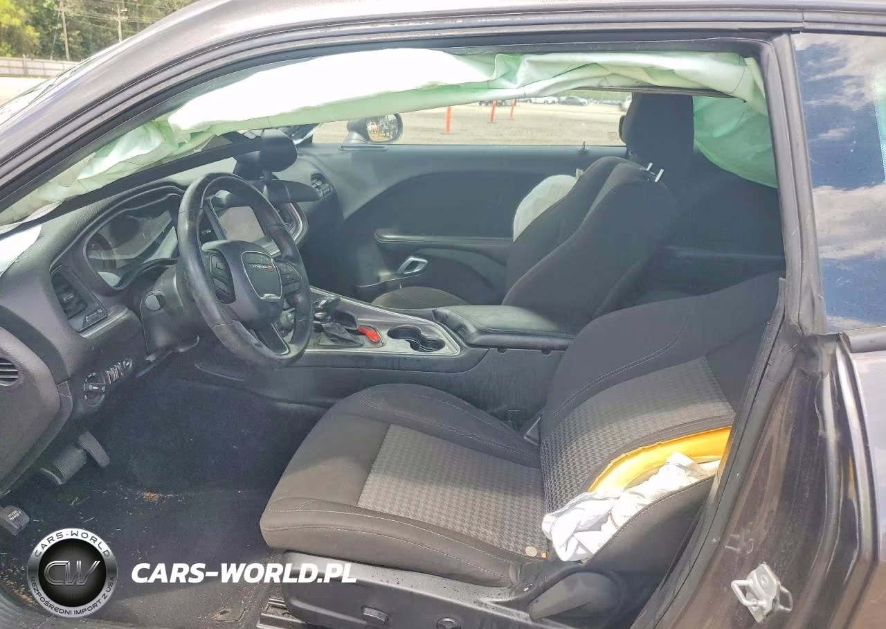 2020 Dodge Challenger Sxt VIN:2C3CDZAG9LH211008 - 7