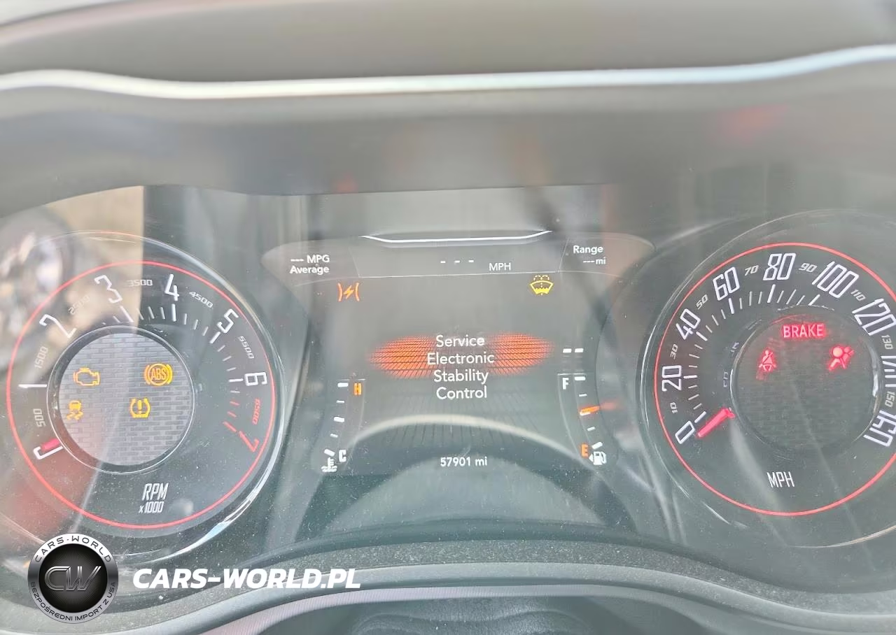 2020 Dodge Challenger Sxt VIN:2C3CDZAG9LH211008 - 9