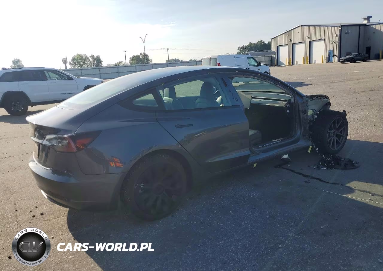 2022 Tesla Model 3 VIN:5YJ3E1EB8NF189732 - 3