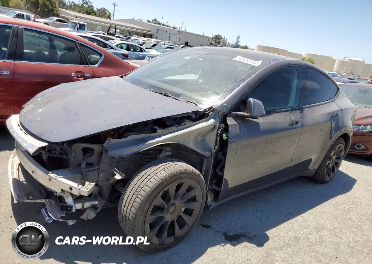 2022 Tesla Model Y – zdjęcie 1 z 13