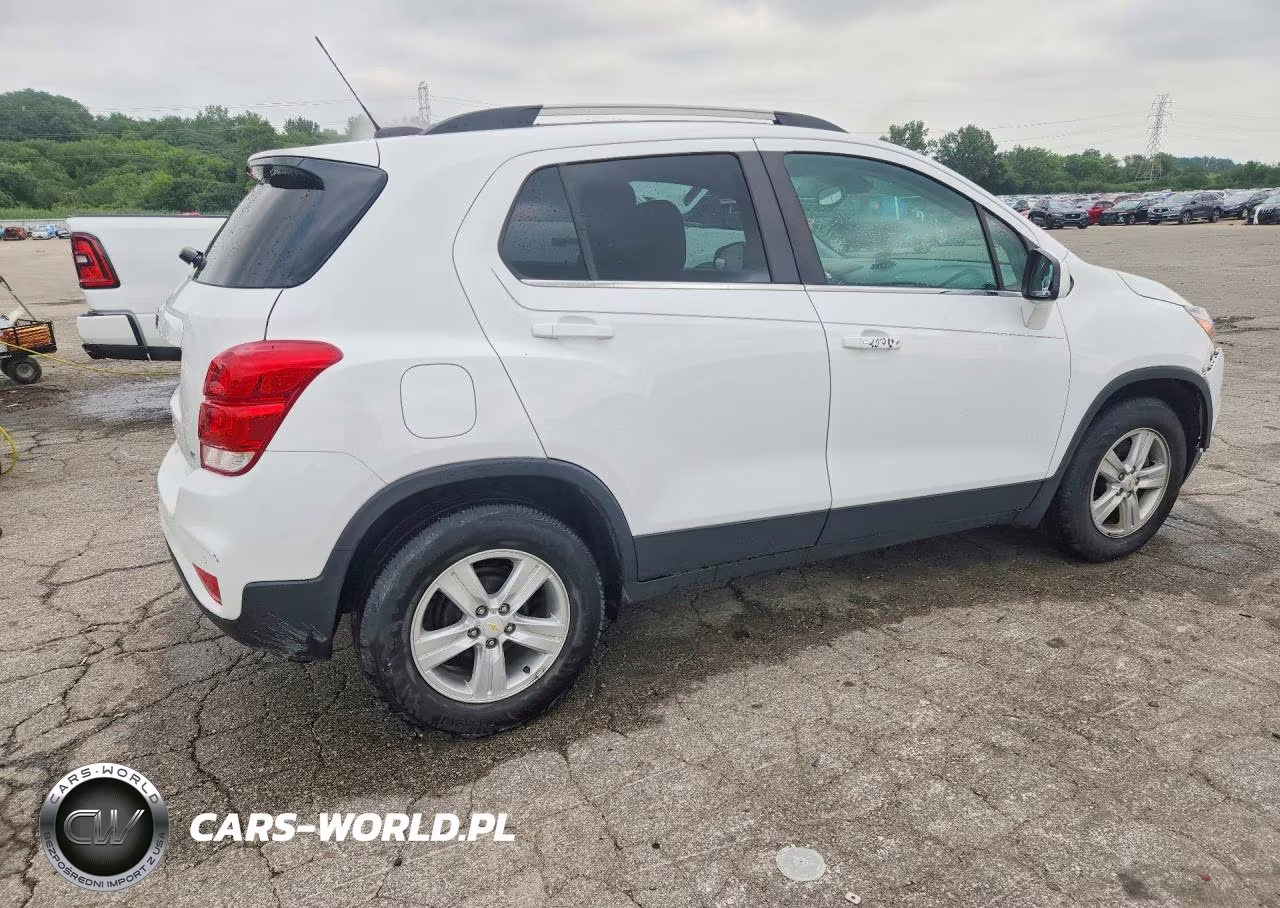 2020 Chevrolet Trax 1Lt VIN:KL7CJLSB1LB321111 - 3