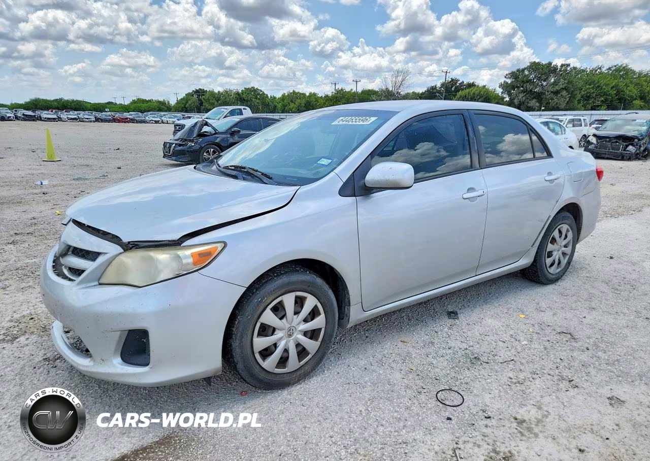 2011 Toyota Corolla Le – zdjęcie 1 z 12
