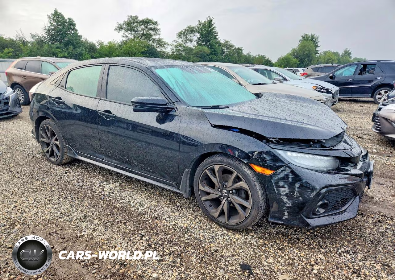 2019 Honda Civic Sport Touring VIN:SHHFK7H95KU216638 - 4
