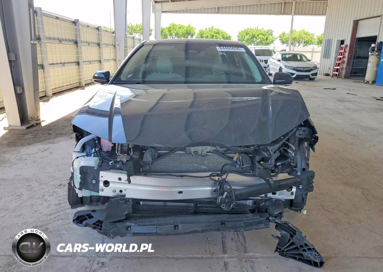 2025 Toyota Camry Xle VIN:4T1DAACK0SU152143 - 5