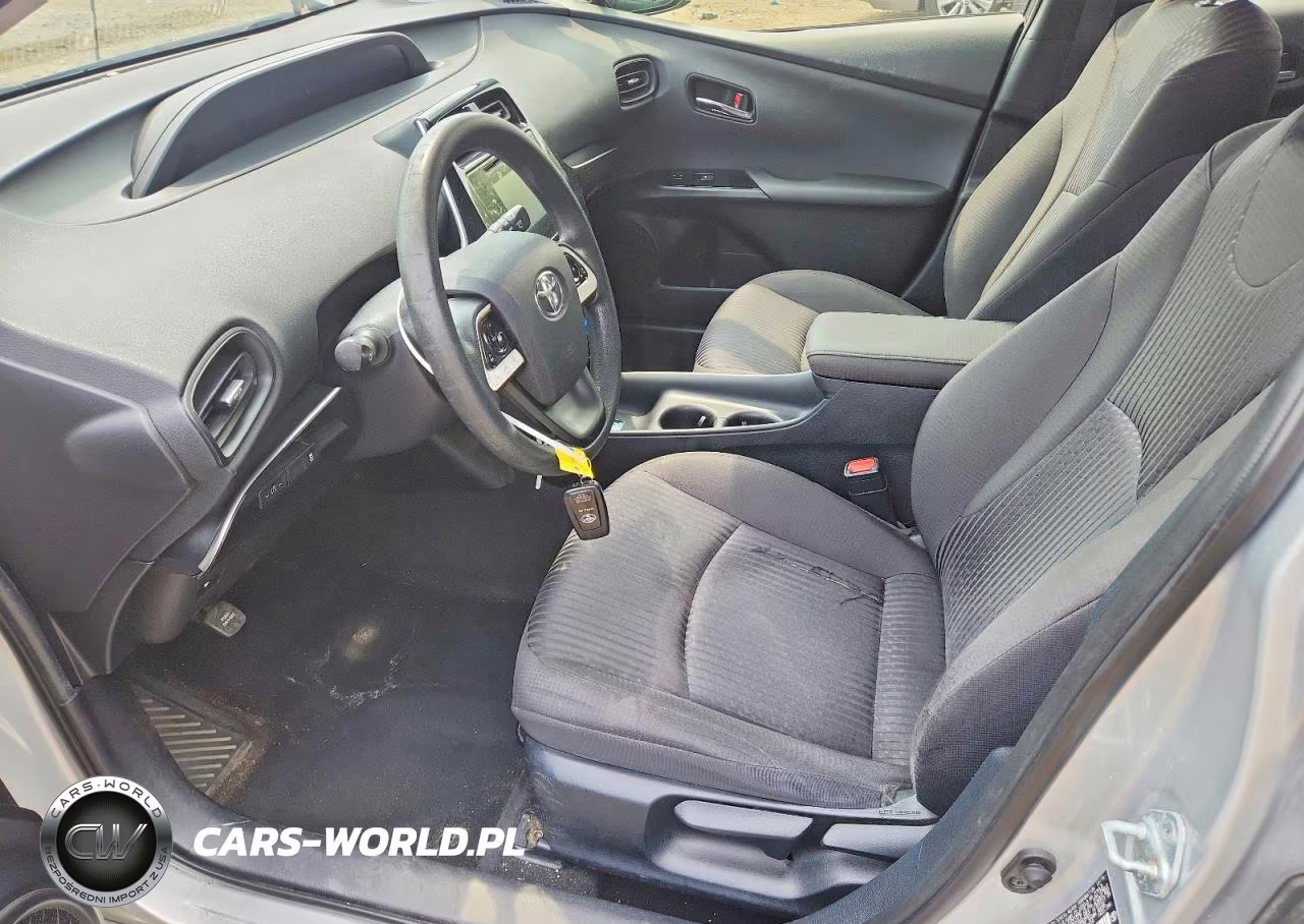 2016 Toyota Prius Two VIN:JTDKBRFU8G3002654 - 7