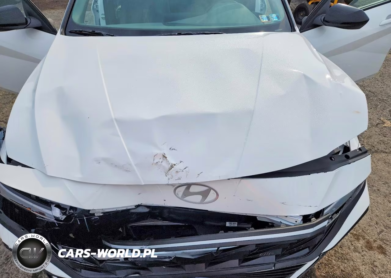 2026 Hyundai Elantra Sel Sport VIN:KMHLM4DG4TU120182 - 11