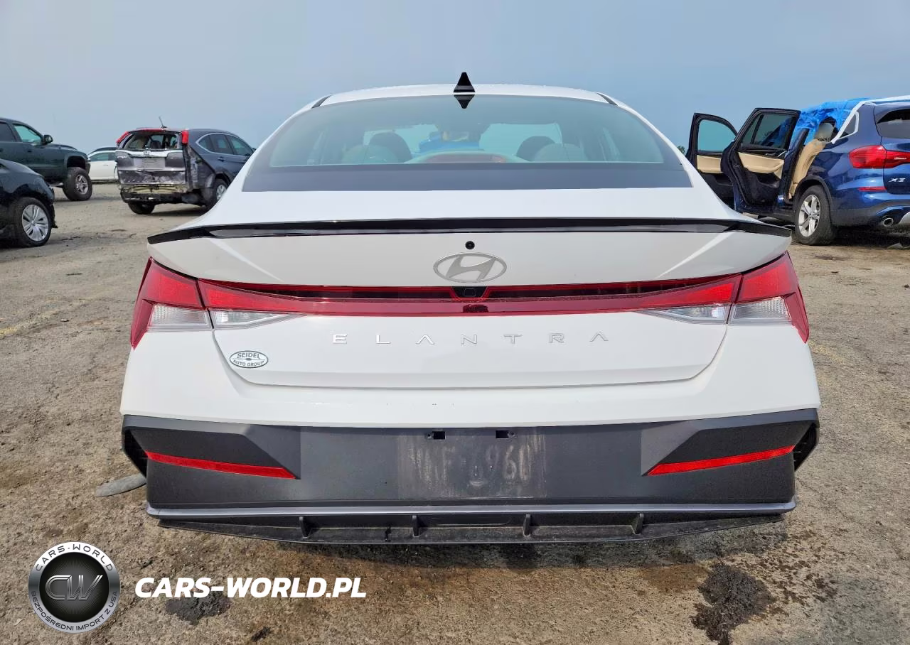2026 Hyundai Elantra Sel Sport VIN:KMHLM4DG4TU120182 - 6