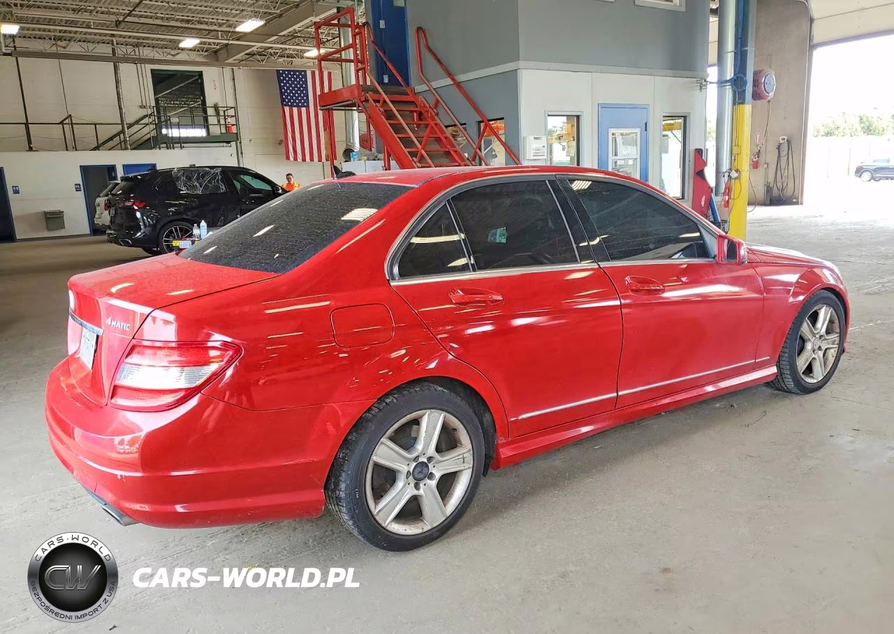 2010 Mercedes-Benz C 300 4Matic VIN:WDDGF8BB3AF435805 - 3
