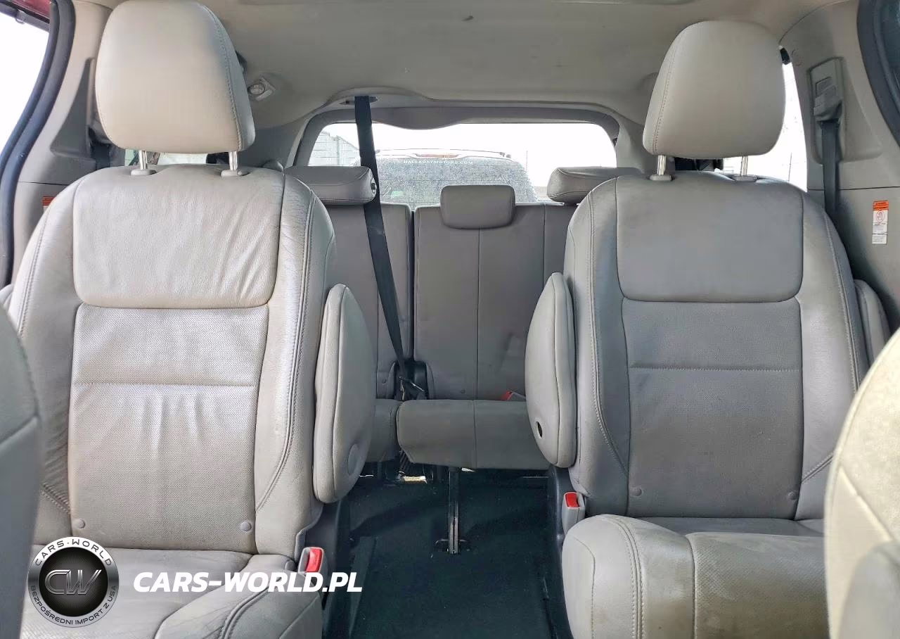 2015 Toyota Sienna Limited 7-Passenger VIN:5TDDK3DCXFS110836 - 10