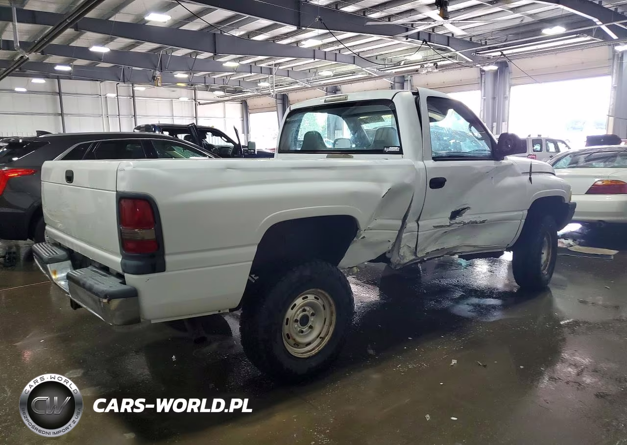 2000 Dodge Ram 1500 VIN:1B7HF16Y5YS597764 - 3