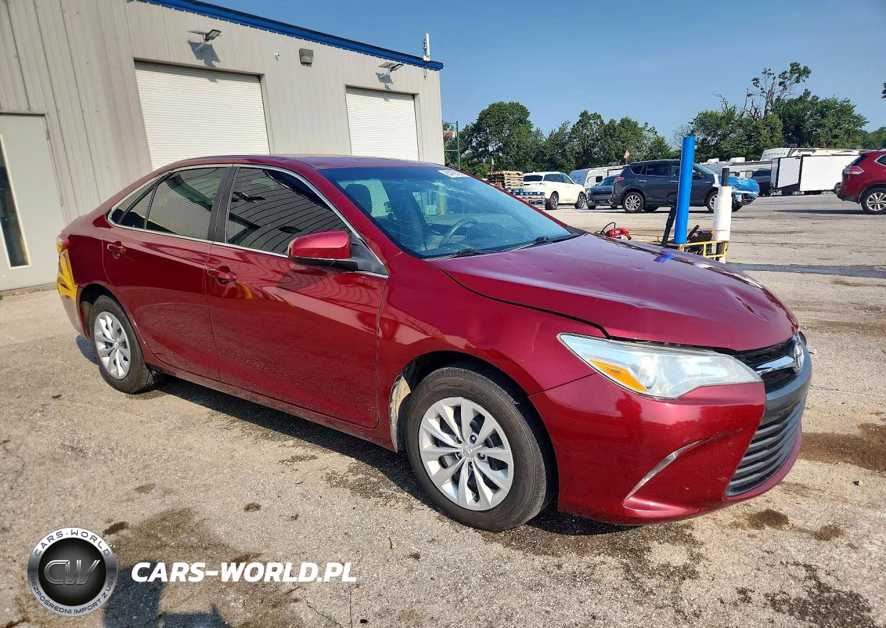 2015 Toyota Camry Le VIN:4T1BF1FK4FU998186 - 4