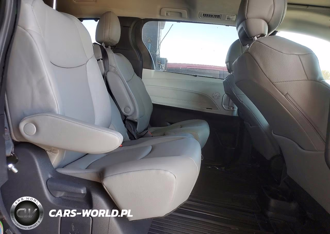 2026 Toyota Sienna Xle 8-Passenger VIN:5TDYRKEC8TS324953 - 11