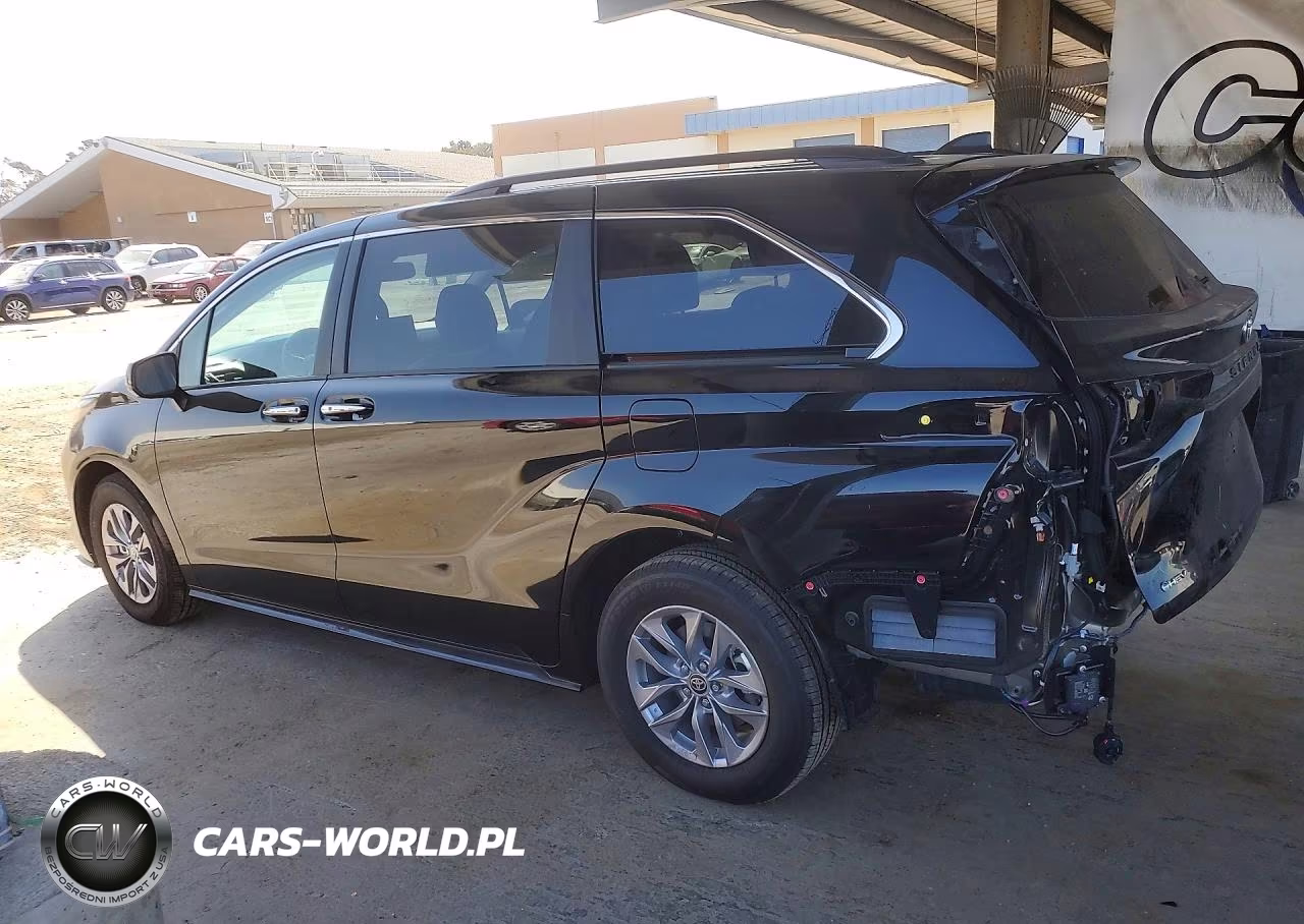 2026 Toyota Sienna Xle 8-Passenger VIN:5TDYRKEC8TS324953 - 2