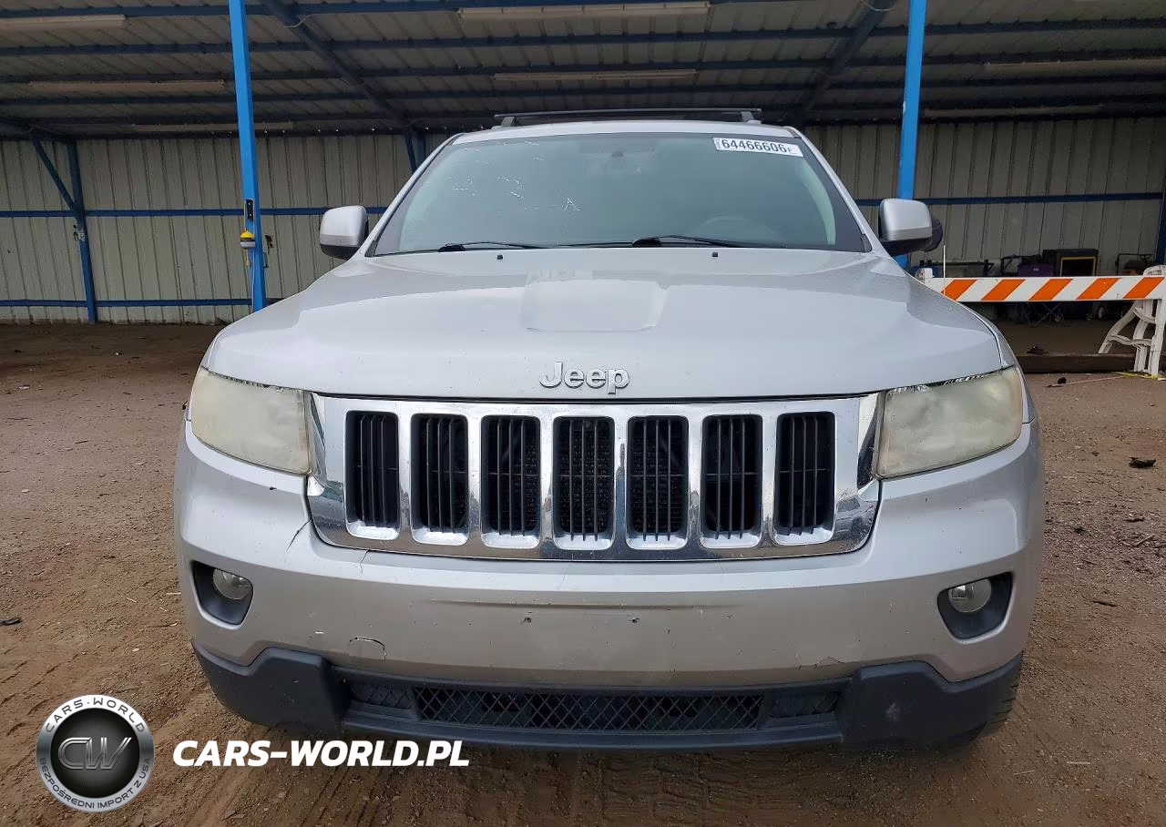 2011 Jeep Grand Cherokee Laredo VIN:1J4RR4GT3BC627288 - 5