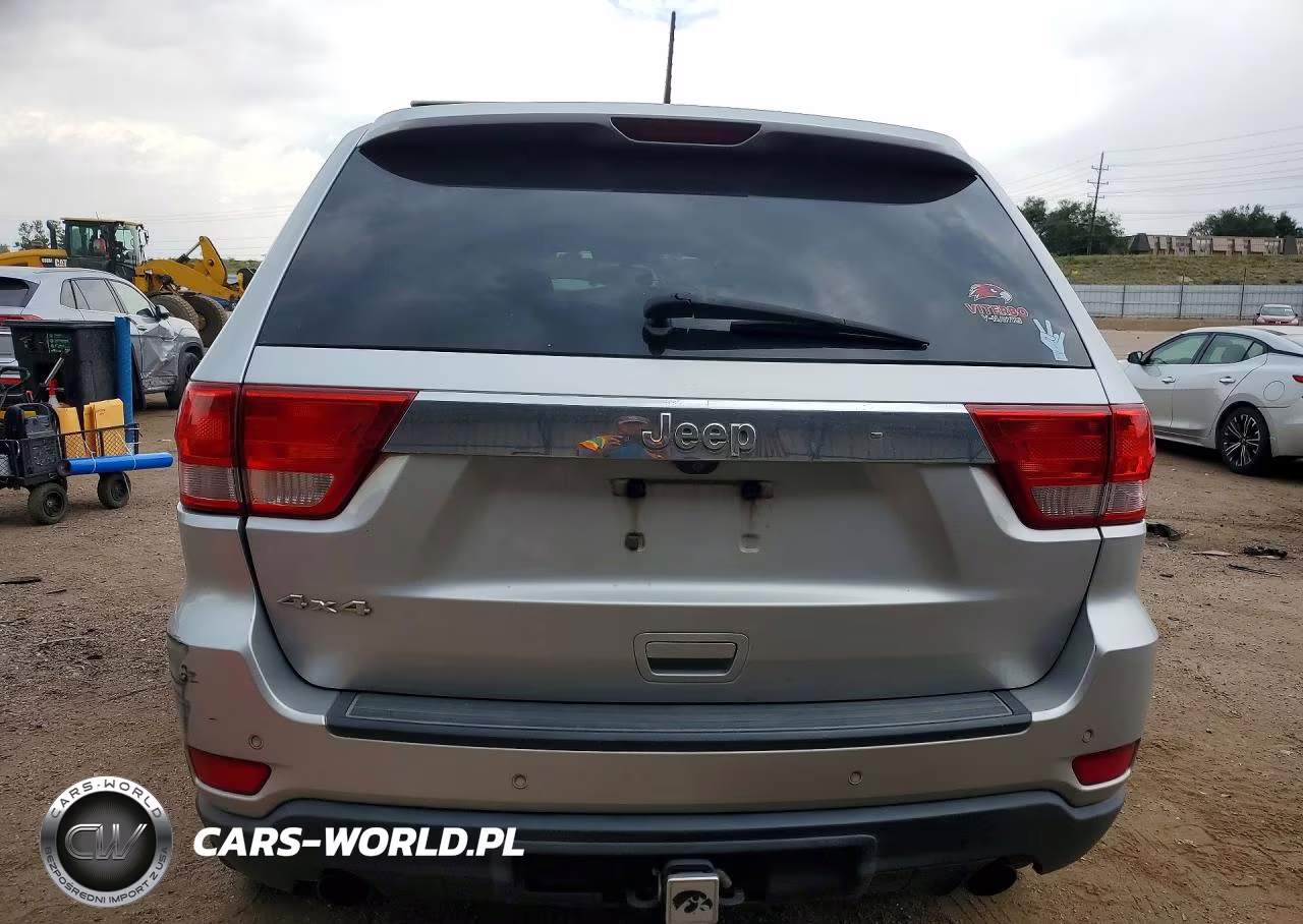 2011 Jeep Grand Cherokee Laredo VIN:1J4RR4GT3BC627288 - 6