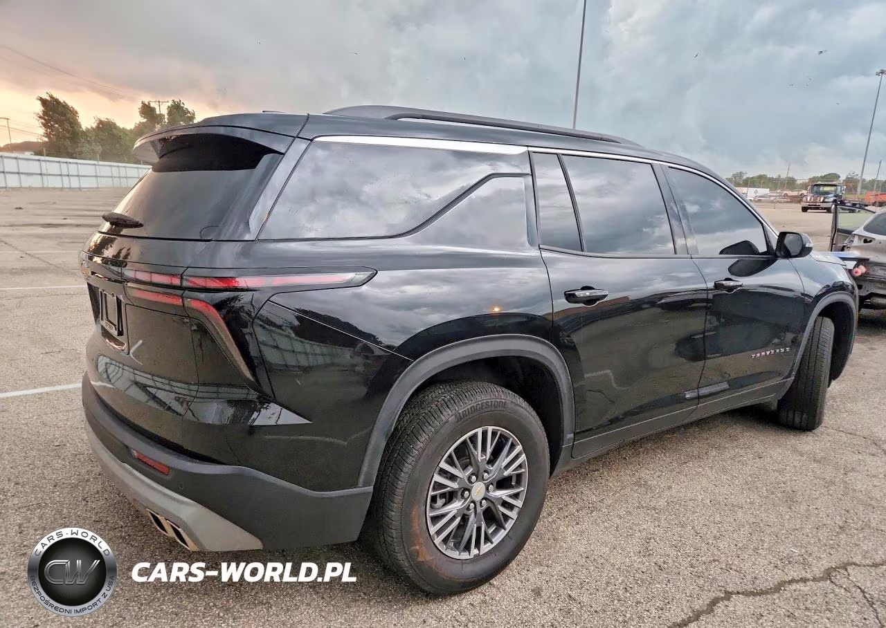 2025 Chevrolet Traverse Lt VIN:1GNERGRS1SJ277155 - 3