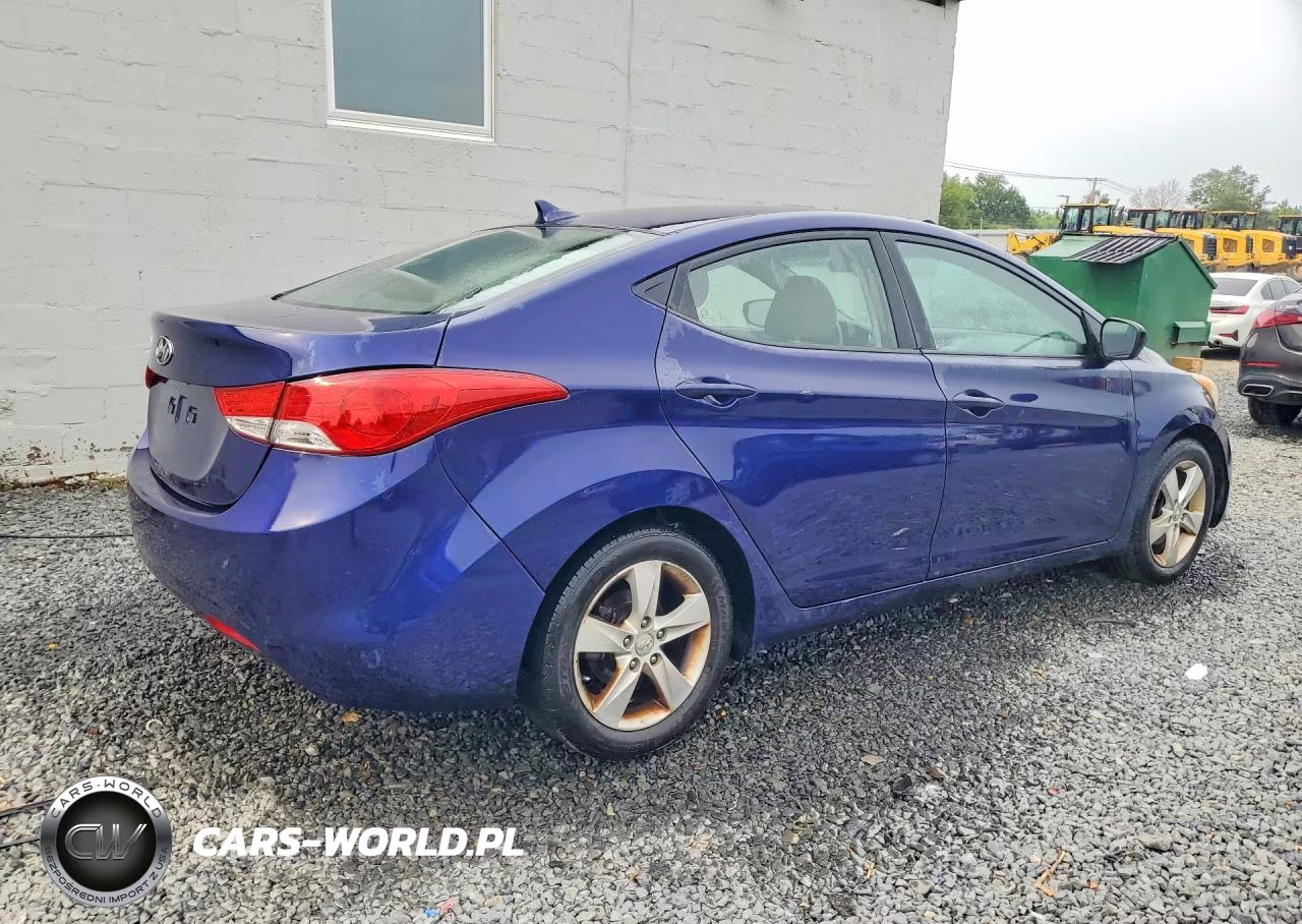 2012 Hyundai Elantra Gls VIN:5NPDH4AEXCH131066 - 3