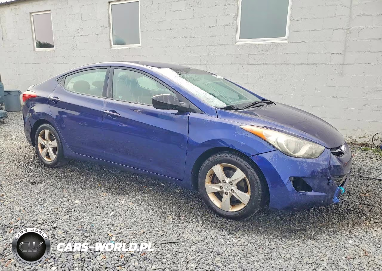 2012 Hyundai Elantra Gls VIN:5NPDH4AEXCH131066 - 4