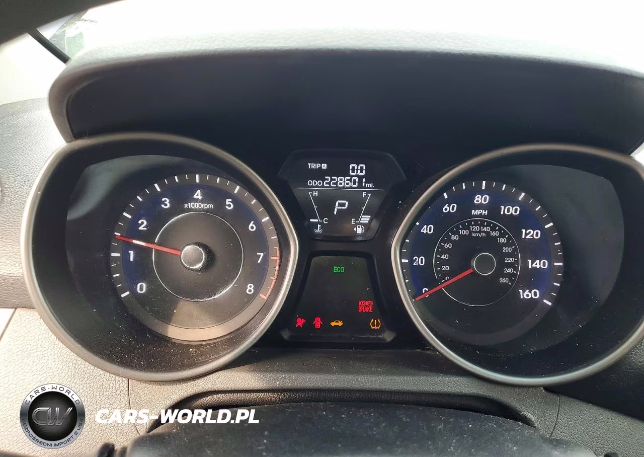 2012 Hyundai Elantra Gls VIN:5NPDH4AEXCH131066 - 9