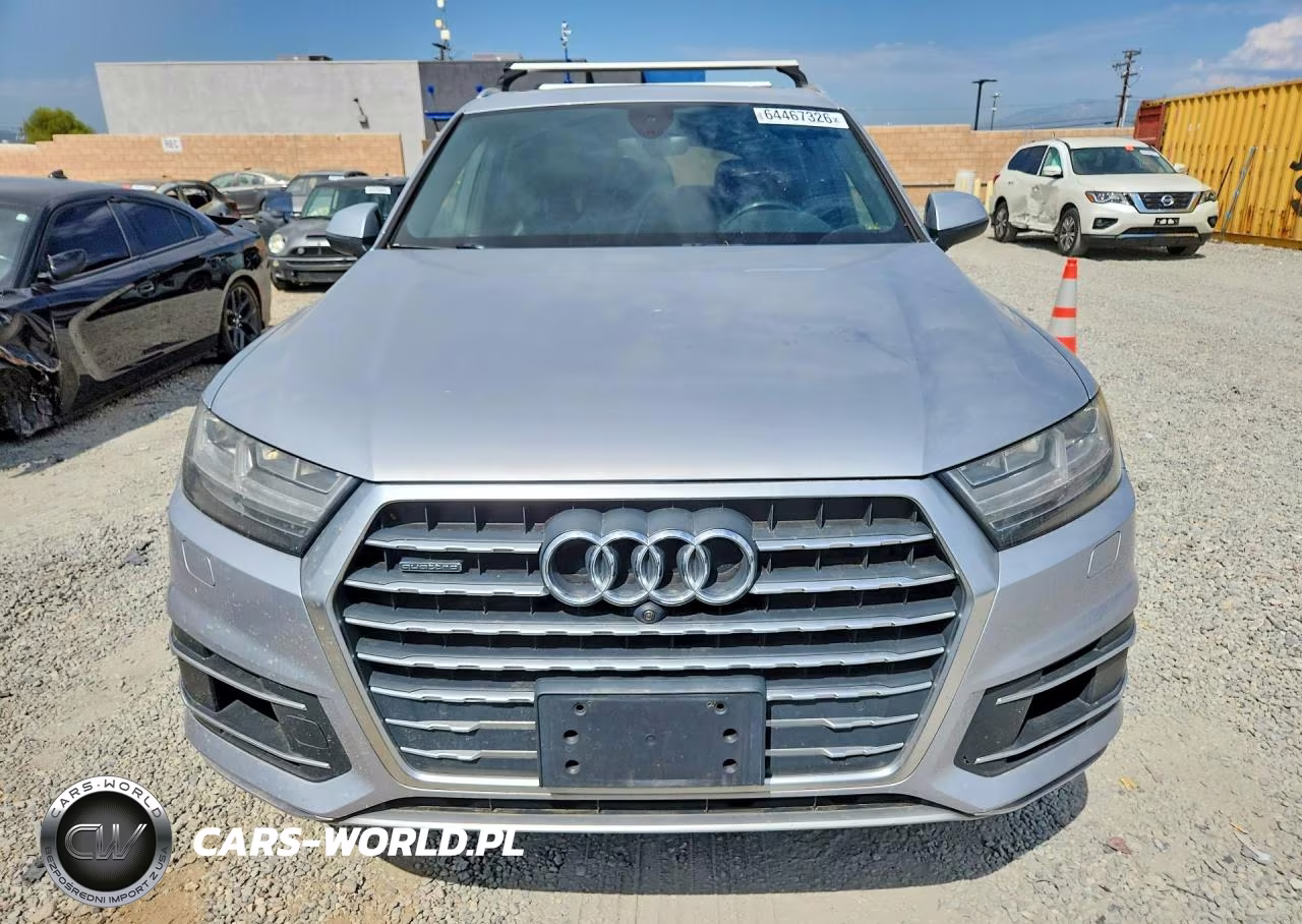2017 Audi Q7 Premium Plus VIN:WA1LAAF78HD037199 - 5