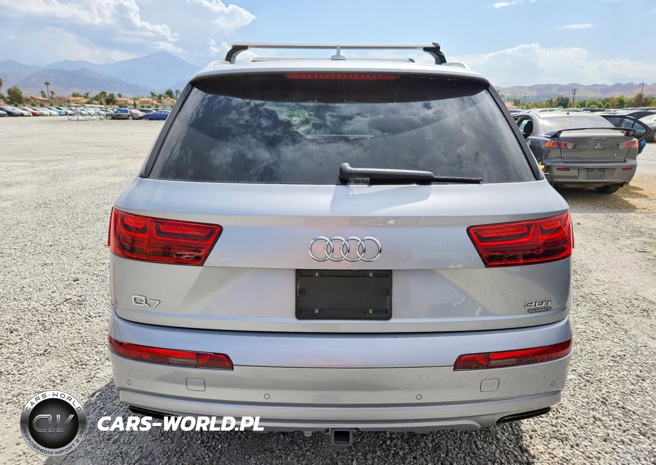 2017 Audi Q7 Premium Plus VIN:WA1LAAF78HD037199 - 6