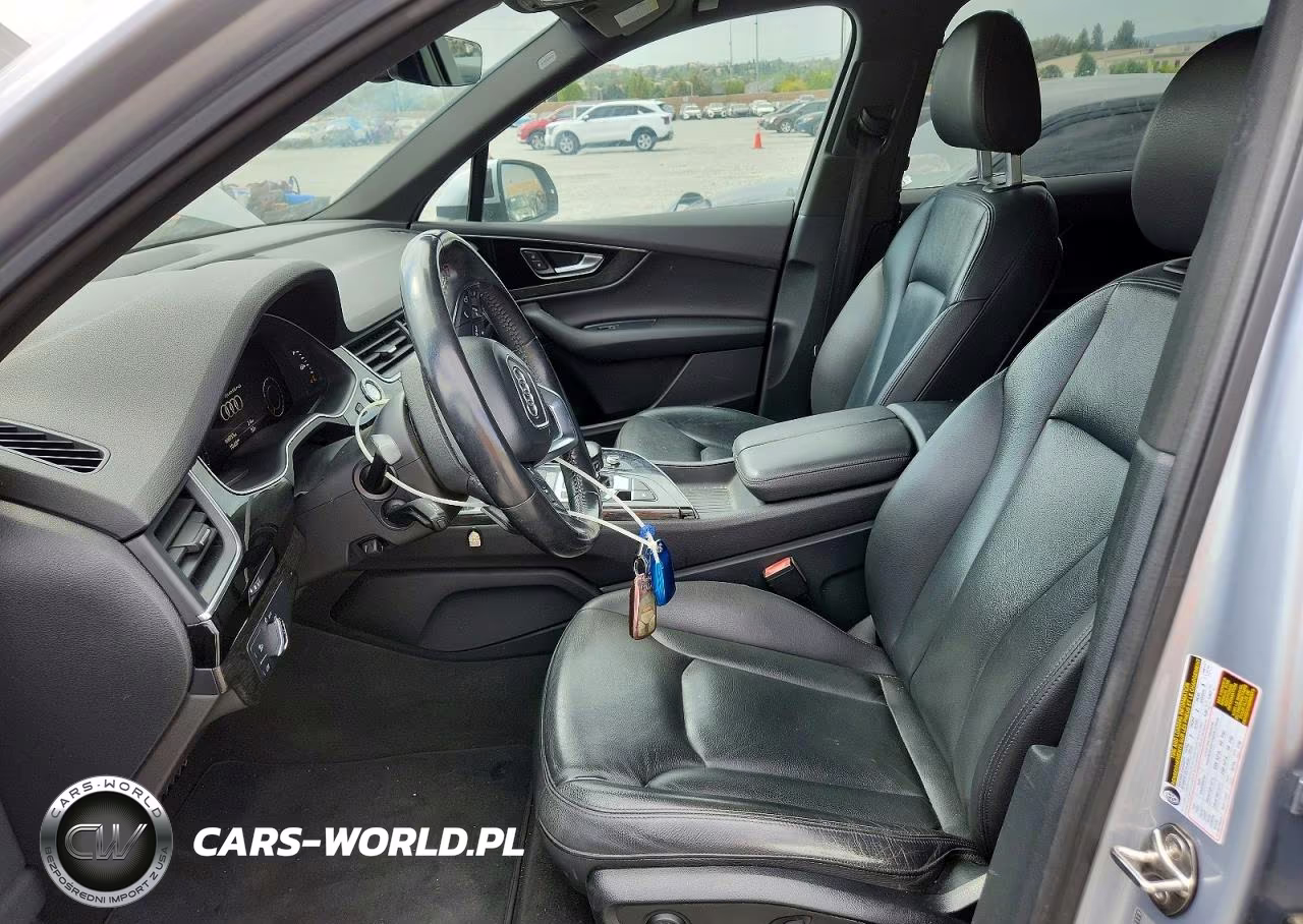 2017 Audi Q7 Premium Plus VIN:WA1LAAF78HD037199 - 7