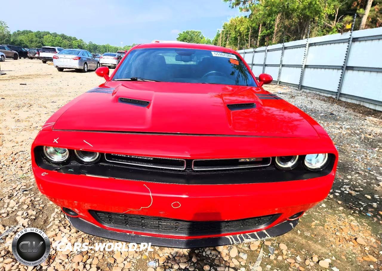 2018 Dodge Challenger Sxt VIN:2C3CDZAG0JH231841 - 5