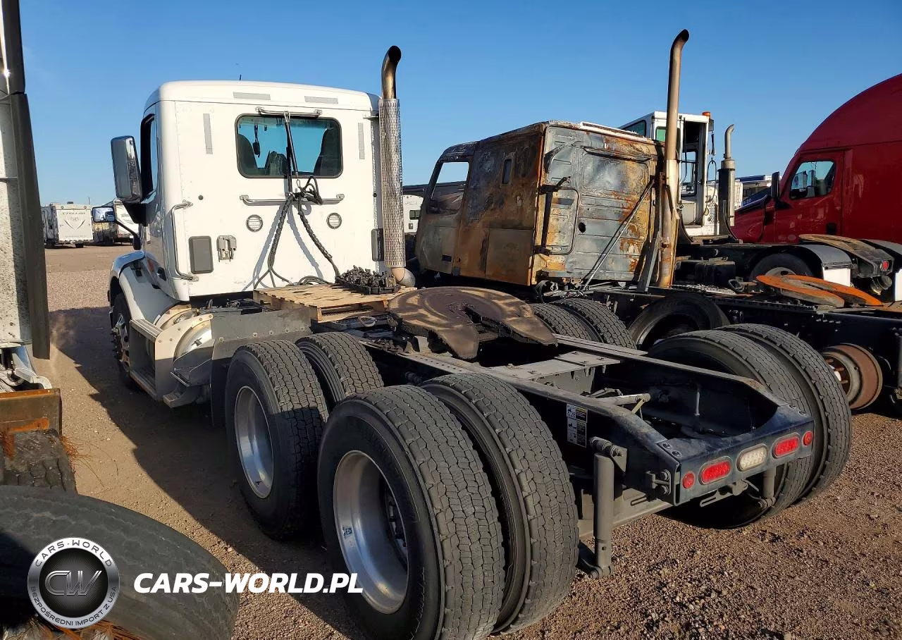 2019 Peterbilt 579 Semi Truck VIN:1XPBDP9X2KD630537 - 2