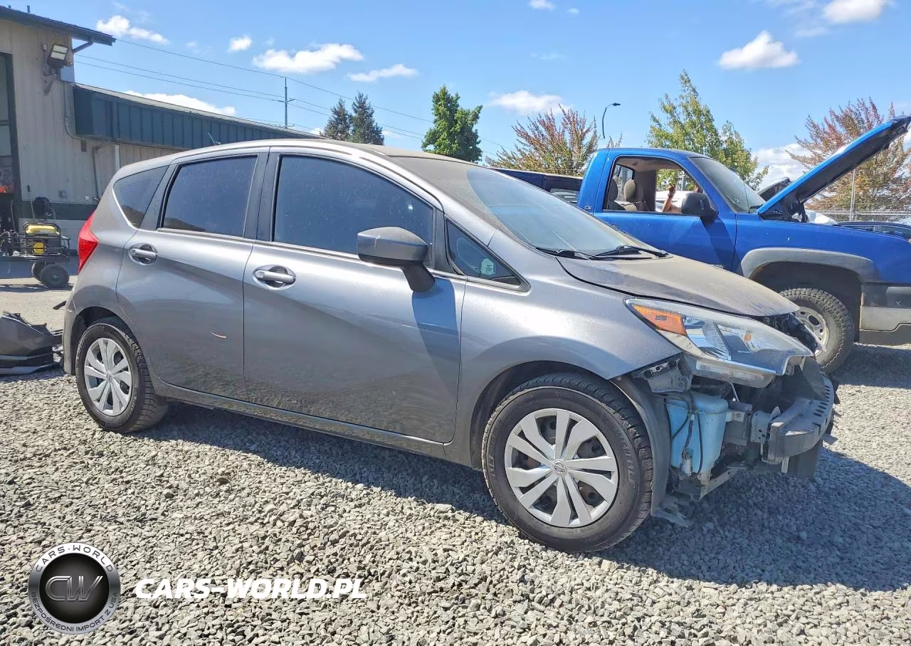 2017 Nissan Versa Note Sv VIN:3N1CE2CPXHL369369 - 4