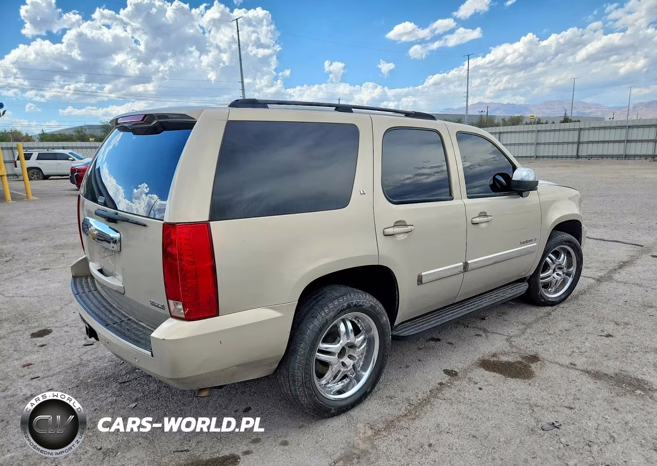 2007 Chevrolet Tahoe C1500 VIN:1GNFC13087R259707 - 3