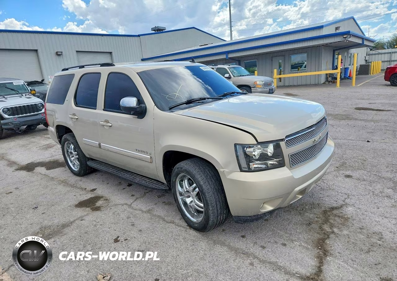 2007 Chevrolet Tahoe C1500 VIN:1GNFC13087R259707 - 4