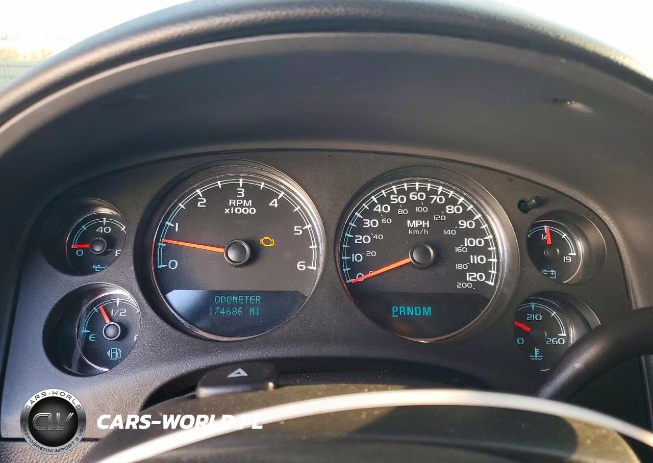 2007 Chevrolet Tahoe C1500 VIN:1GNFC13087R259707 - 9