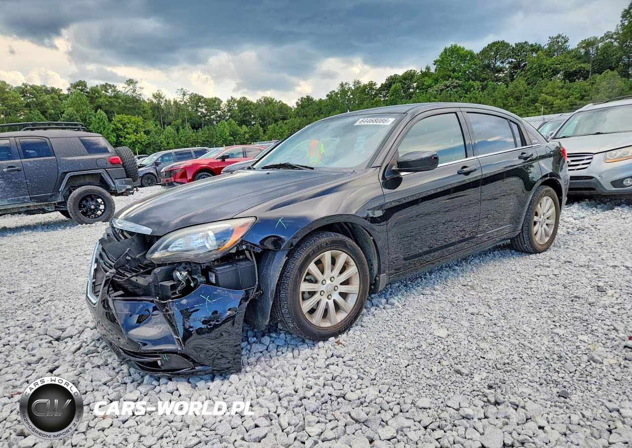 2013 Chrysler 200 Touring