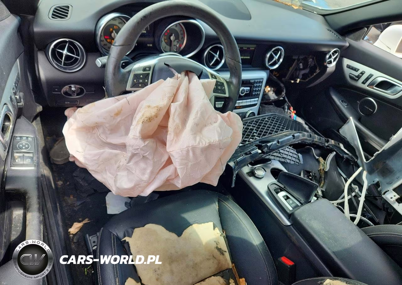 2016 Mercedes-Benz Slk 300 VIN:WDDPK3JA0GF121898 - 8