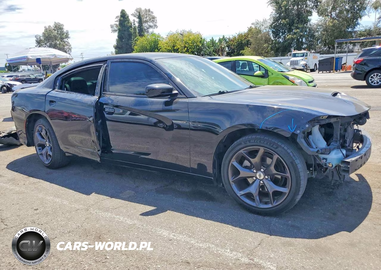 2021 Dodge Charger Sxt VIN:2C3CDXBG1MH581003 - 4