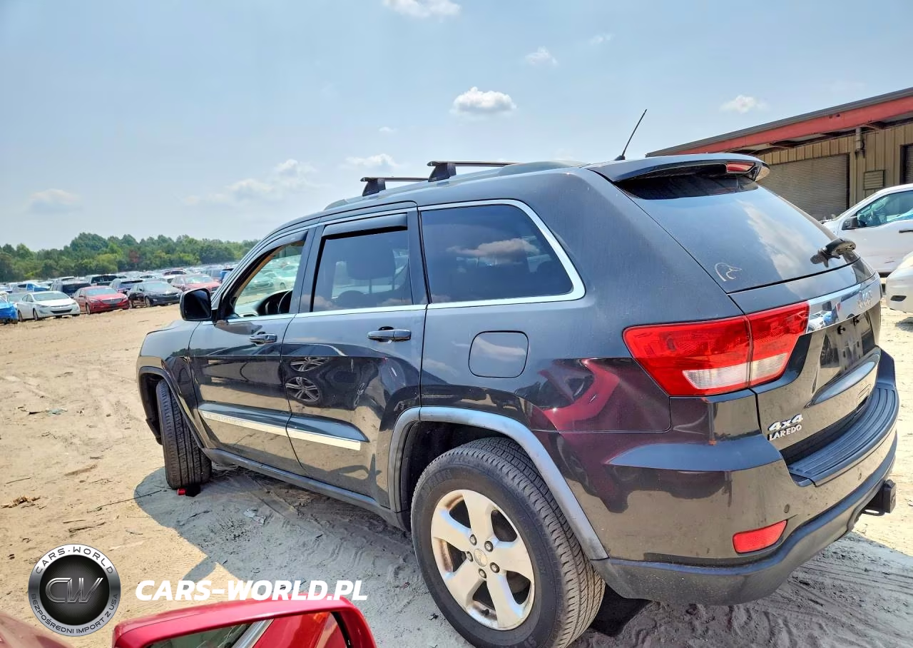 2011 Jeep Grand Cherokee Laredo VIN:1J4RR4GG4BC713454 - 2