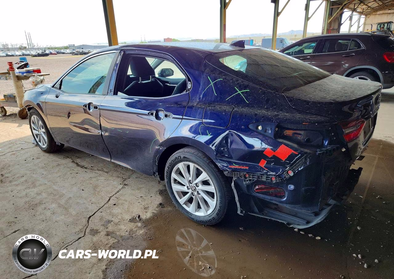 2022 Toyota Camry Le VIN:4T1C11AK7NU647717 - 2