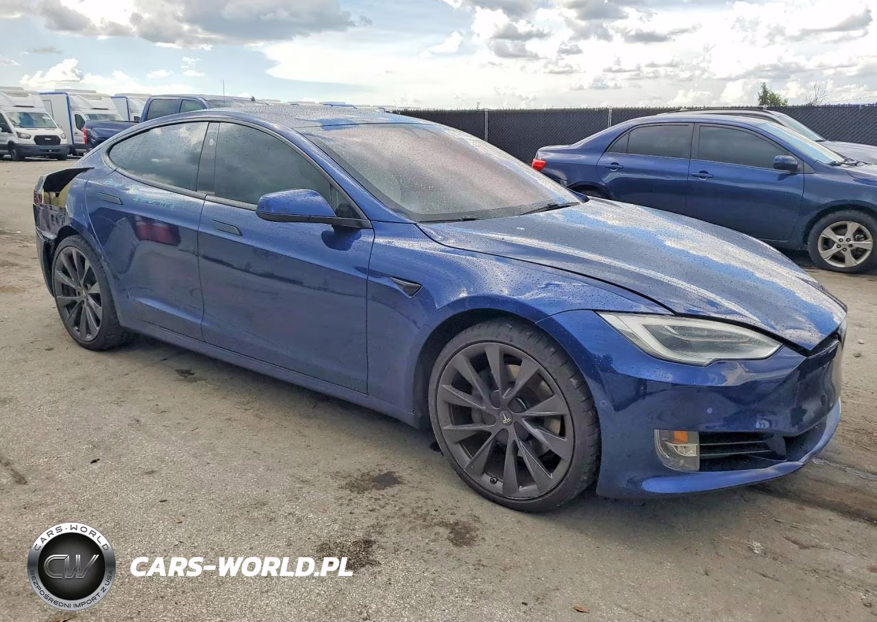 2017 Tesla Model S VIN:5YJSA1E21HF207063 - 4