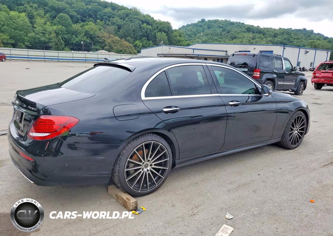 2017 Mercedes-Benz E 300 4Matic VIN:WDDZF4KB2HA012464 - 3