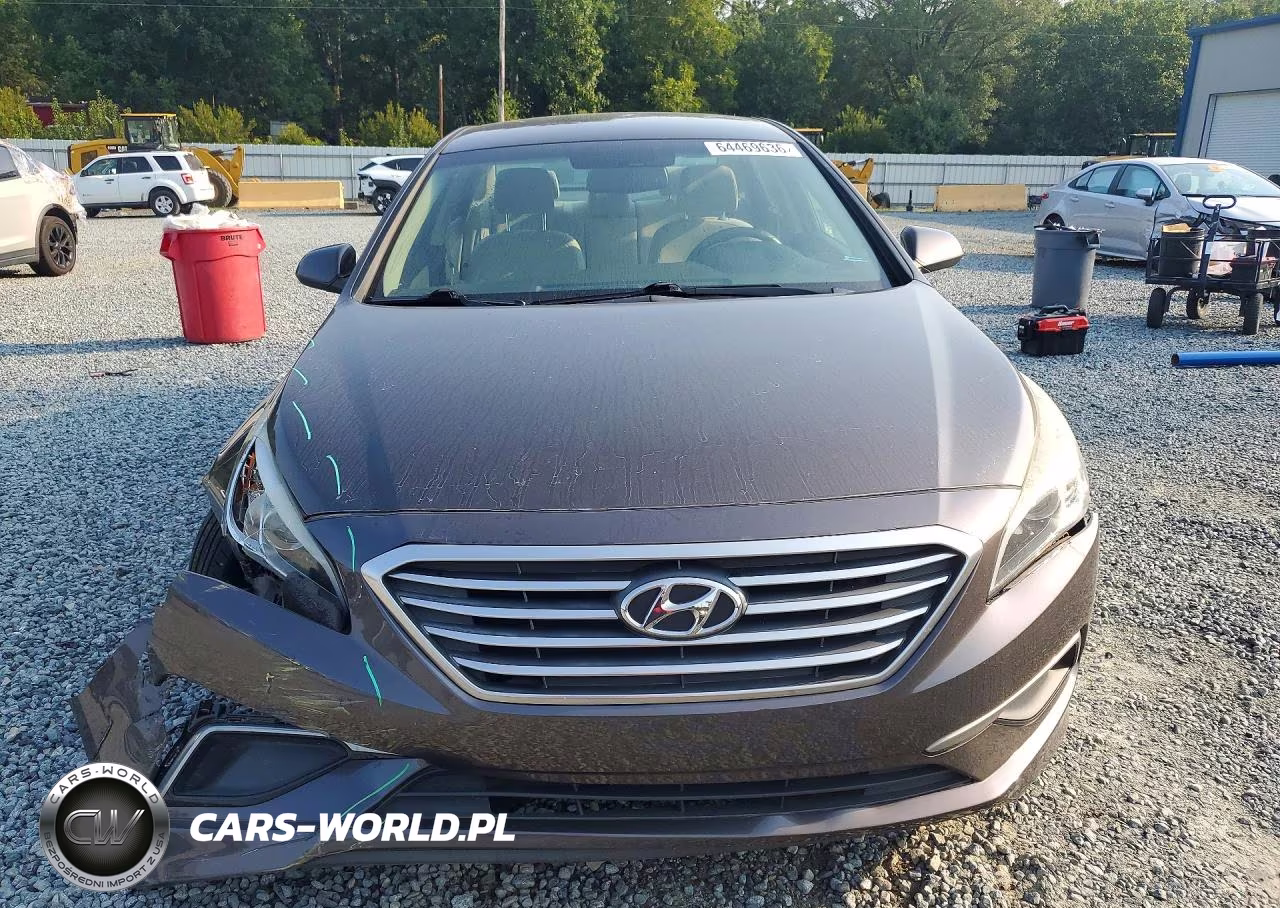 2016 Hyundai Sonata Se VIN:5NPE24AF9GH328895 - 5