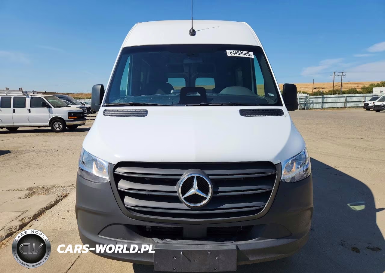 2025 Mercedes-Benz Sprinter 2500 VIN:W1Z4KFHY8SP818568 - 5