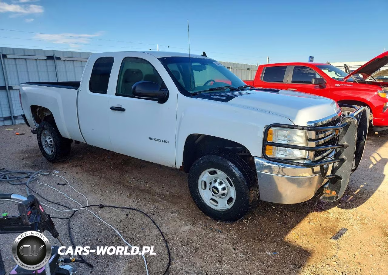 2013 Chevrolet Silverado K2500 Heavy Duty VIN:1GC2KVCG7DZ134577 - 4