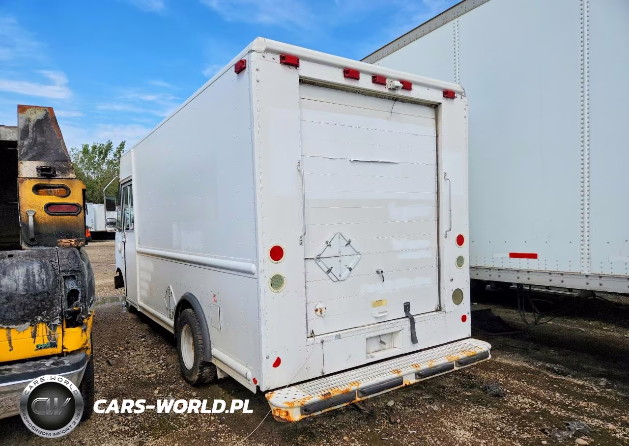 2007 Ford E350 Delivery Van VIN:1FCKE39L27DA68327 - 2