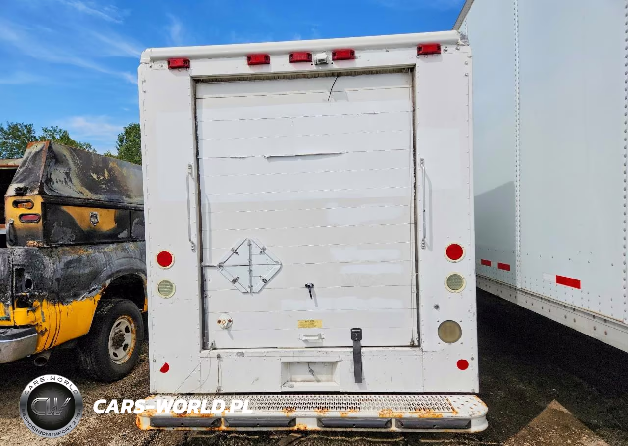 2007 Ford E350 Delivery Van VIN:1FCKE39L27DA68327 - 6