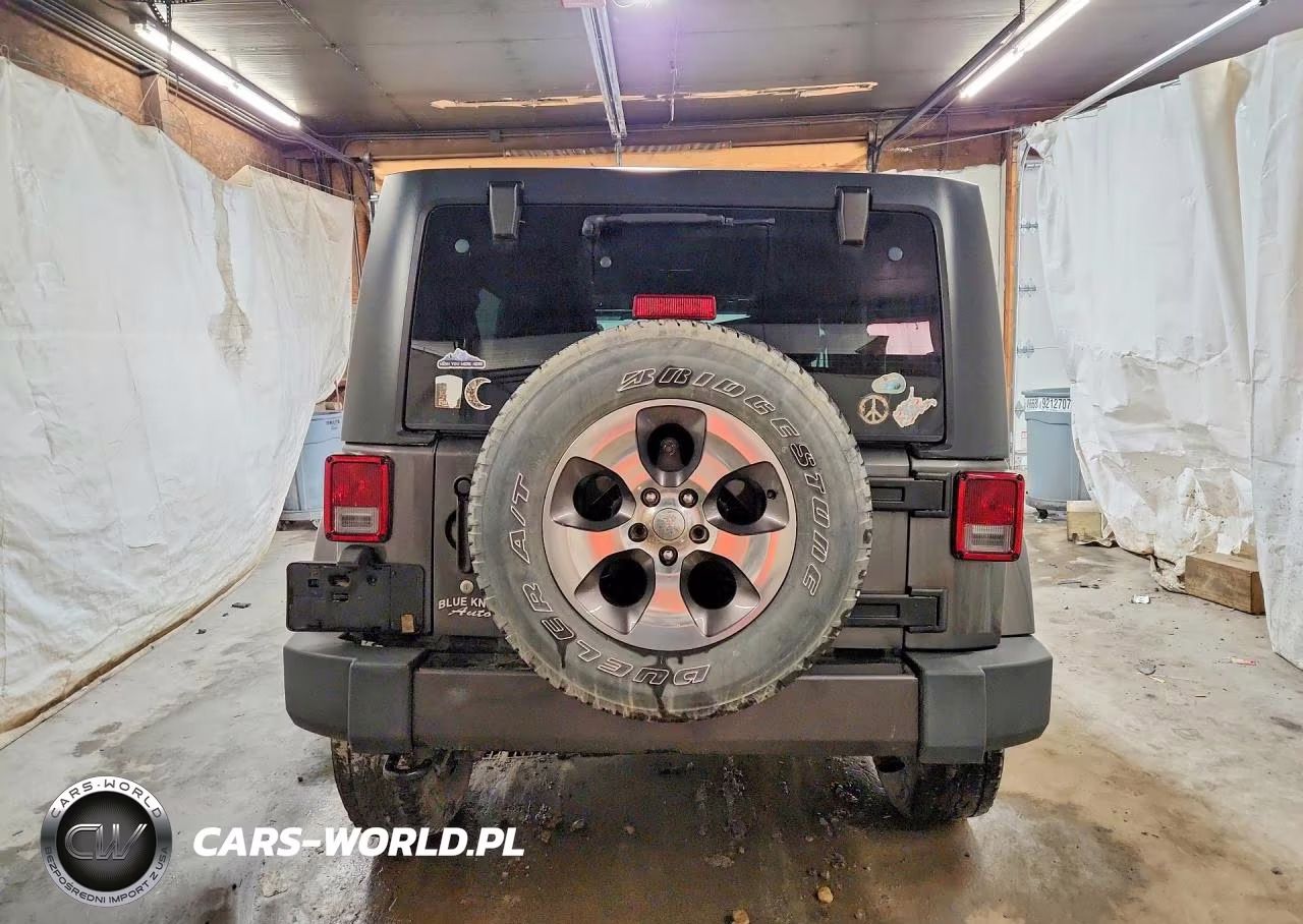 2018 Jeep Wrangler Jk Unlimited Sahara VIN:1C4BJWEG8JL936396 - 6