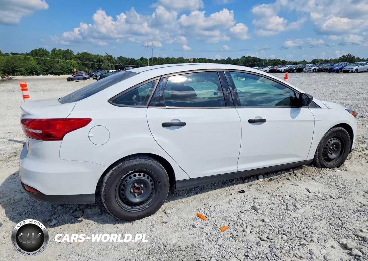 2017 Ford Focus S VIN:1FADP3E20HL202328 - 3